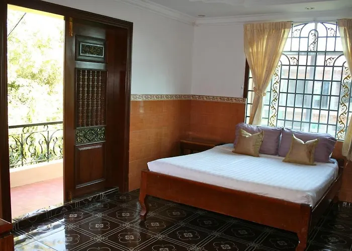 Bed & Breakfast River Village Manor Siem Reap