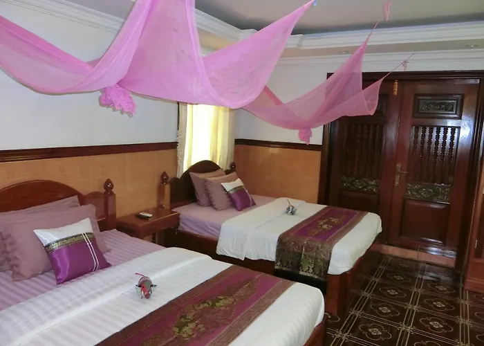 River Village Manor Bed & Breakfast 3*