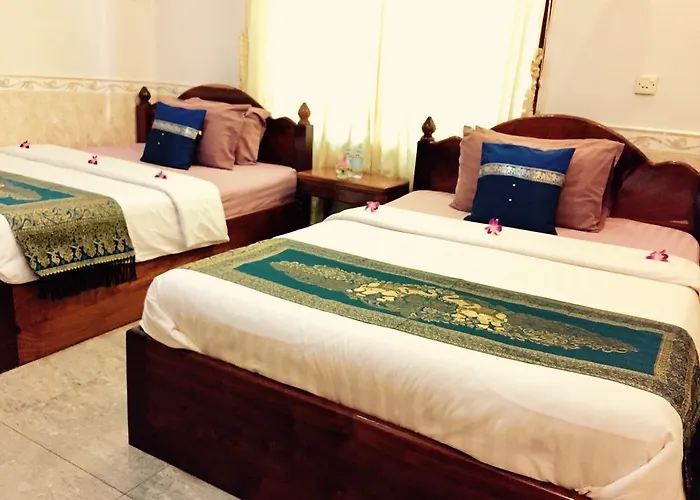 River Village Manor Bed & Breakfast
